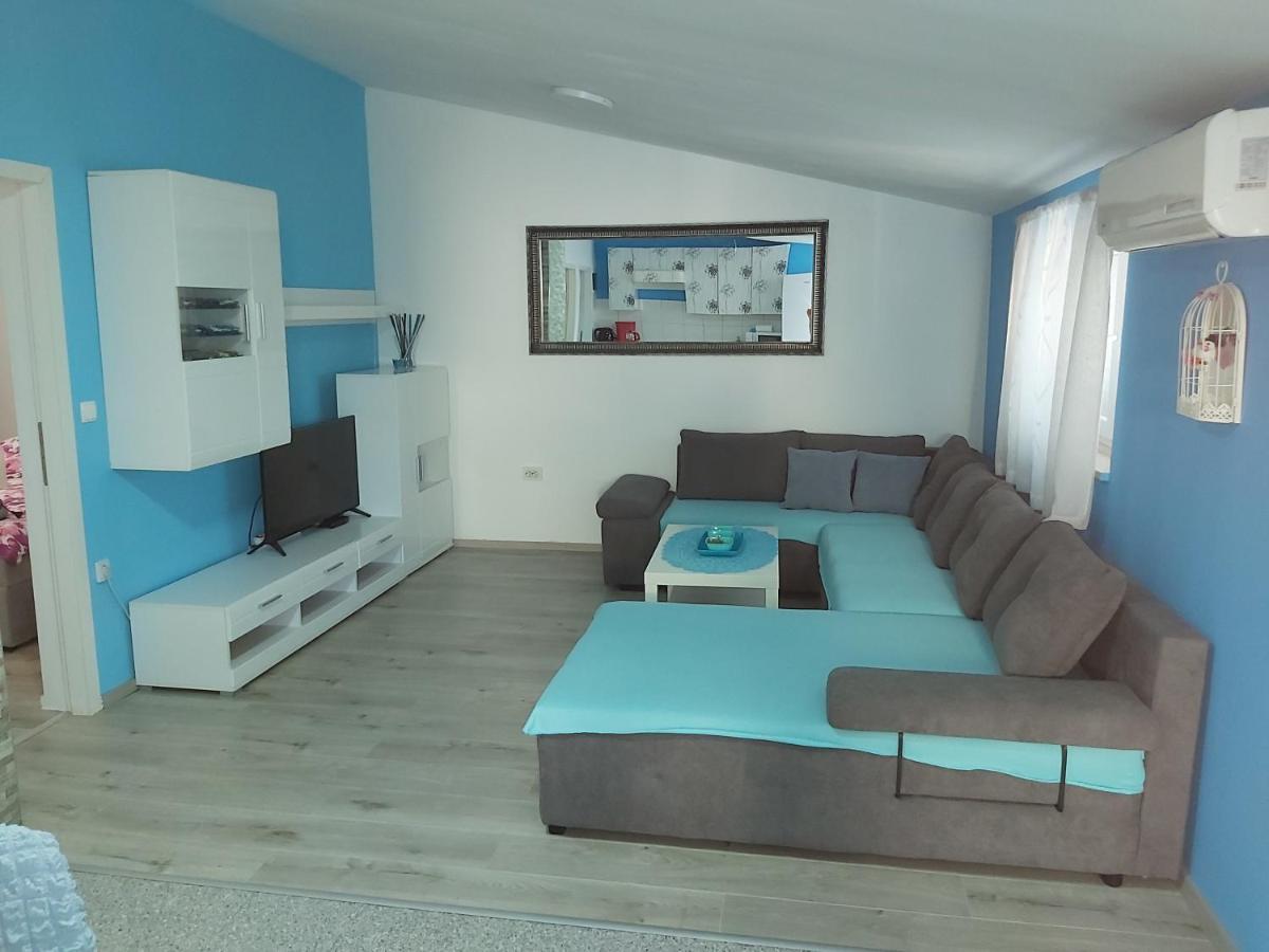 Apartman Ana Stinjan Ngoại thất bức ảnh