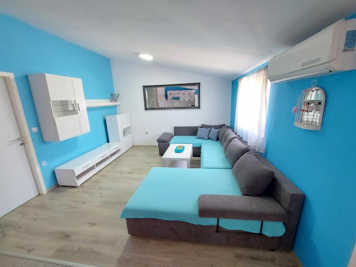 Apartman Ana Stinjan Ngoại thất bức ảnh